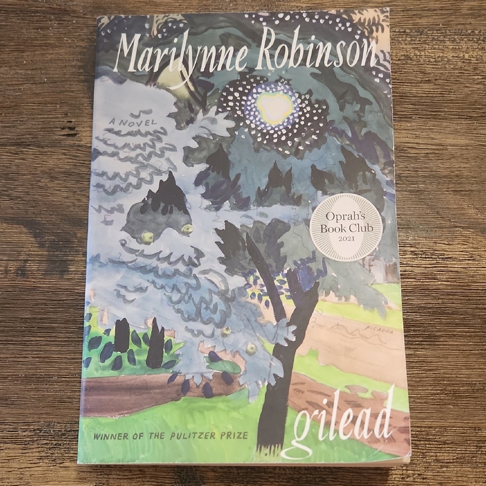"Gilead" by Marilynne Robinson, Pulitzer Winner, paperback novel, fiction, EUC
